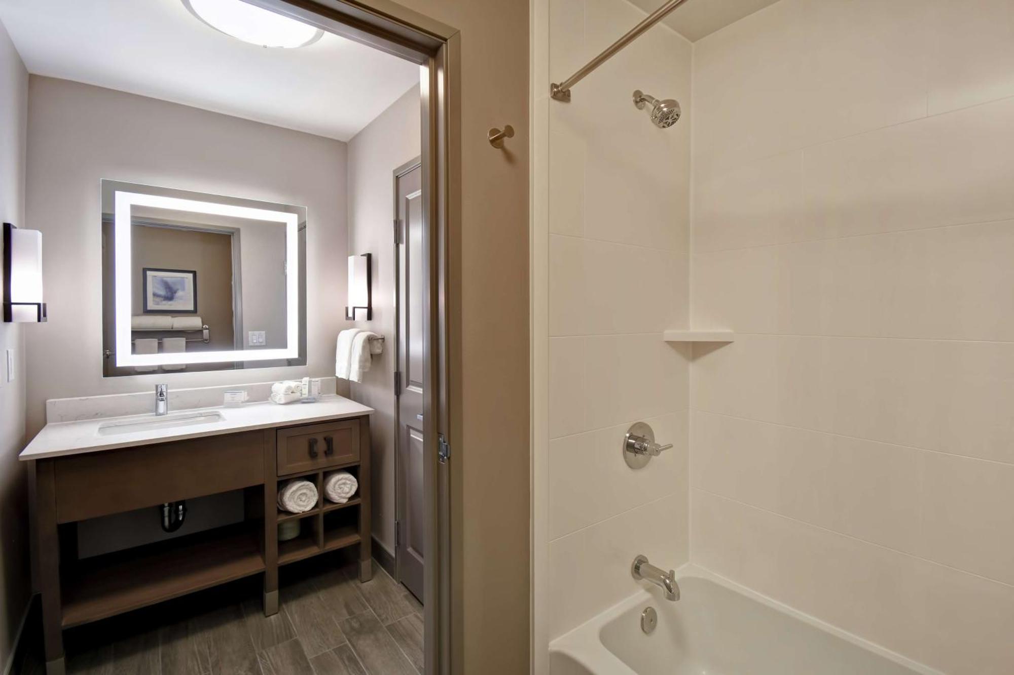 Homewood Suites By Hilton Orange New Haven Luaran gambar